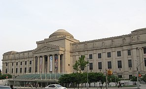 Brooklyn Museum building (1897), à New York.