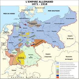 Les limites de l'Empire allemand correspondent aux limites de l'Allemagne actuelle, auxquelles il faut ajouter l'Alsace-Lorraine, toute la moitié nord-ouest de la Pologne actuelle et la Kaliningrad.