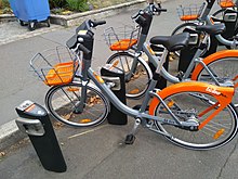 Vélo en libre service BiclooPlus à la station Manufacture à Nantes