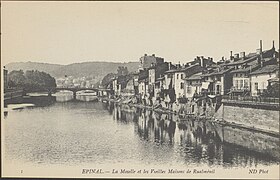 Carte postale, Épinal, La Moselle et les Vieilles maisons de Rualménil.jpg