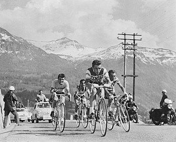 Anquetil, Gaul, Nencini in Hoevenaers med dirko