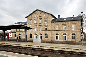 Empfangsgebäude des Bahnhofs Monsheim