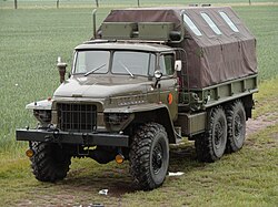 Ural-375D der NVA als Werkstattfahrzeug