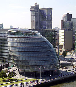 Gezien vanaf de Tower Bridge (2007)