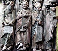 Портик да Глория собора Сантьяго Матамороса. Сохранилась окраска, характерная для романской скульптуры