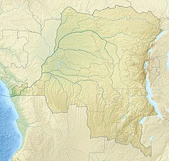 Mapa konturowa Demokratycznej Republiki Konga, po prawej nieco u góry znajduje się czarny trójkącik z opisem „Nyiragongo”
