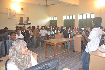 Bangla Wikipedia Workshop at Carmichael College, Rangpur, 2015.