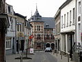 Papenstraat met stadhuis