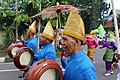 Pemain batarbang menggunakan laung.