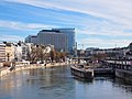 Blick flussabwärts auf den Bereich der Kaiserbadschleuse. Rechts die Innere Stadt. Jänner 2023.