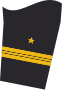 Ärmelabzeichen der Jacke (Dienstanzug) eines Kapitänleutnants (Truppendienst/MilFD)