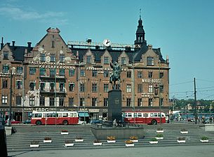 Karl XIV Johans staty och Räntmästarhuset, 1963.