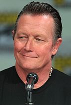 Robert Patrick.