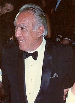 Anthony Quinn vuonna 1988.