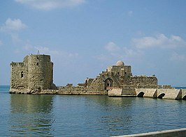 Sidon Kasteel, in zee