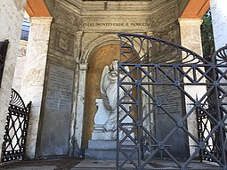 Cappella di Giulio Monteverde nel cimitero monumentale del Verano a Roma