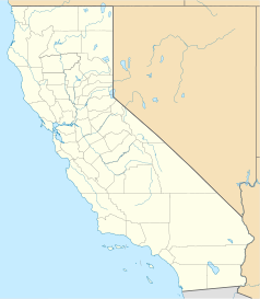 Mapa konturowa Kalifornii, na dole nieco na prawo znajduje się punkt z opisem „West Covina”