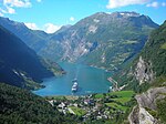 O vilàggio de Geiranger e o Geirangerfjord