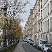 Vers la rue des Deux-Ponts.