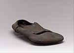 Thumbnail for File:Shoes MET DP101959.jpg