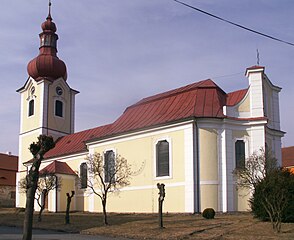 Kostel sv. Petra a Pavla v Bobrové