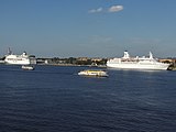 Даугава у Рижского пассажирского порта