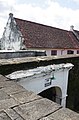 Nama Fort Rotterdam di gerbang masuk