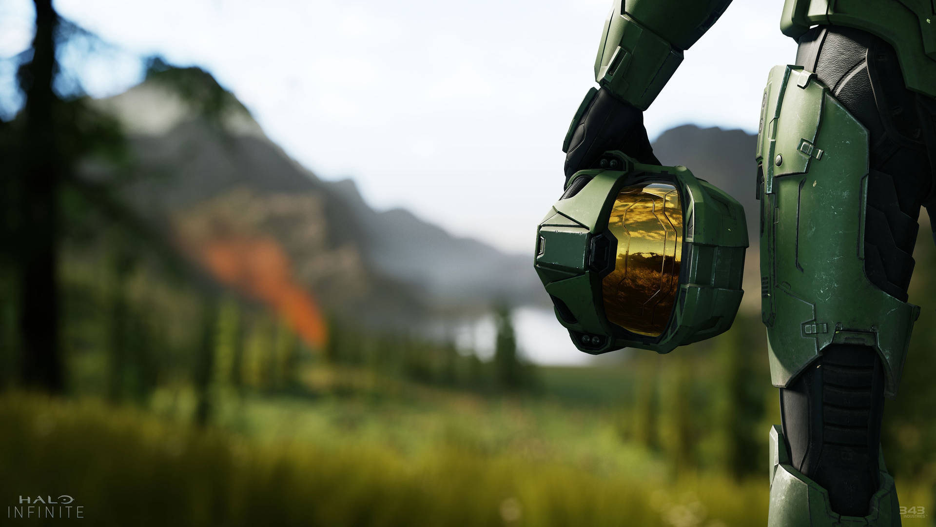 Casco Della Holding Del Soldato Di Halo 4k Sfondo