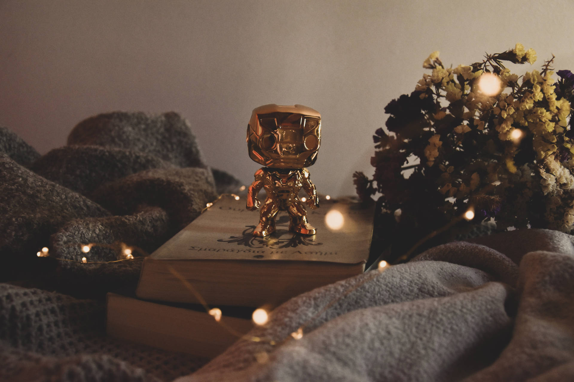 Funkopop Iron Man Gold - Funko Pop Iron Man Gold. Wallpaper