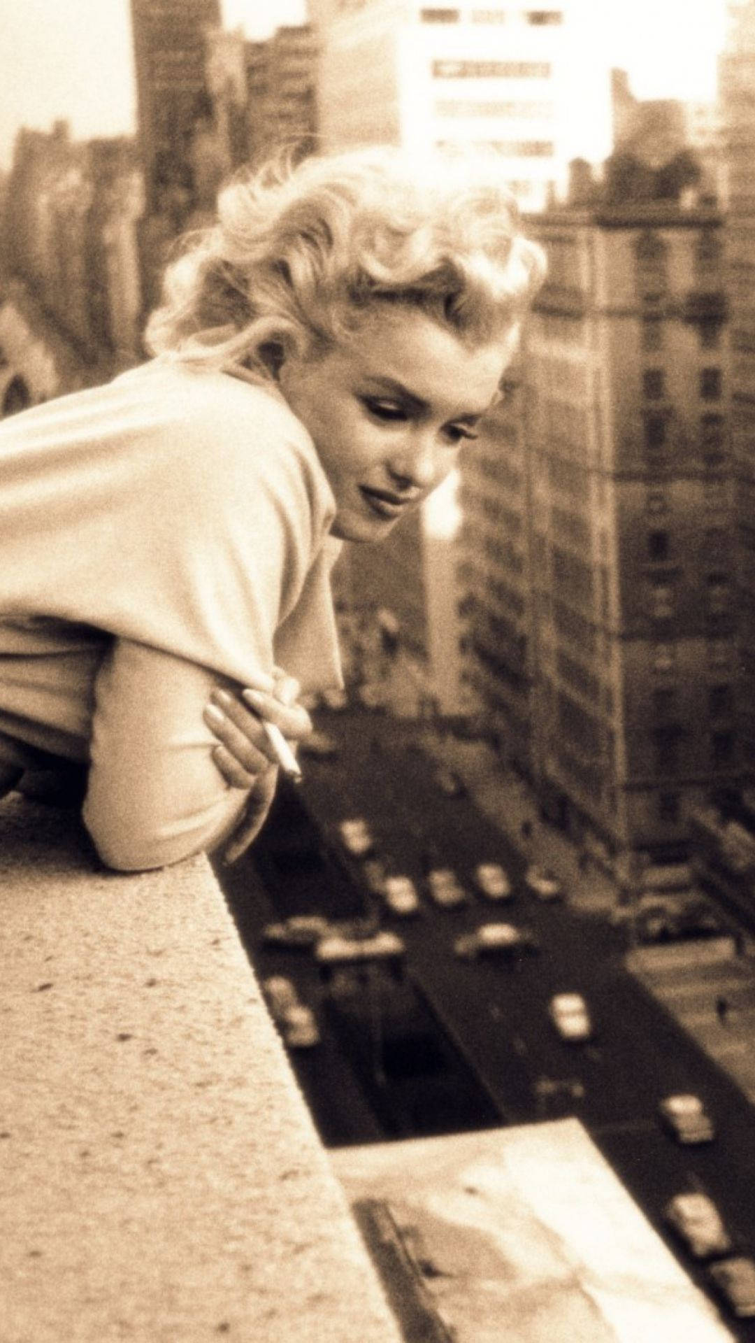 Vistadel Edificio Marilyn Monroe Fondo de pantalla