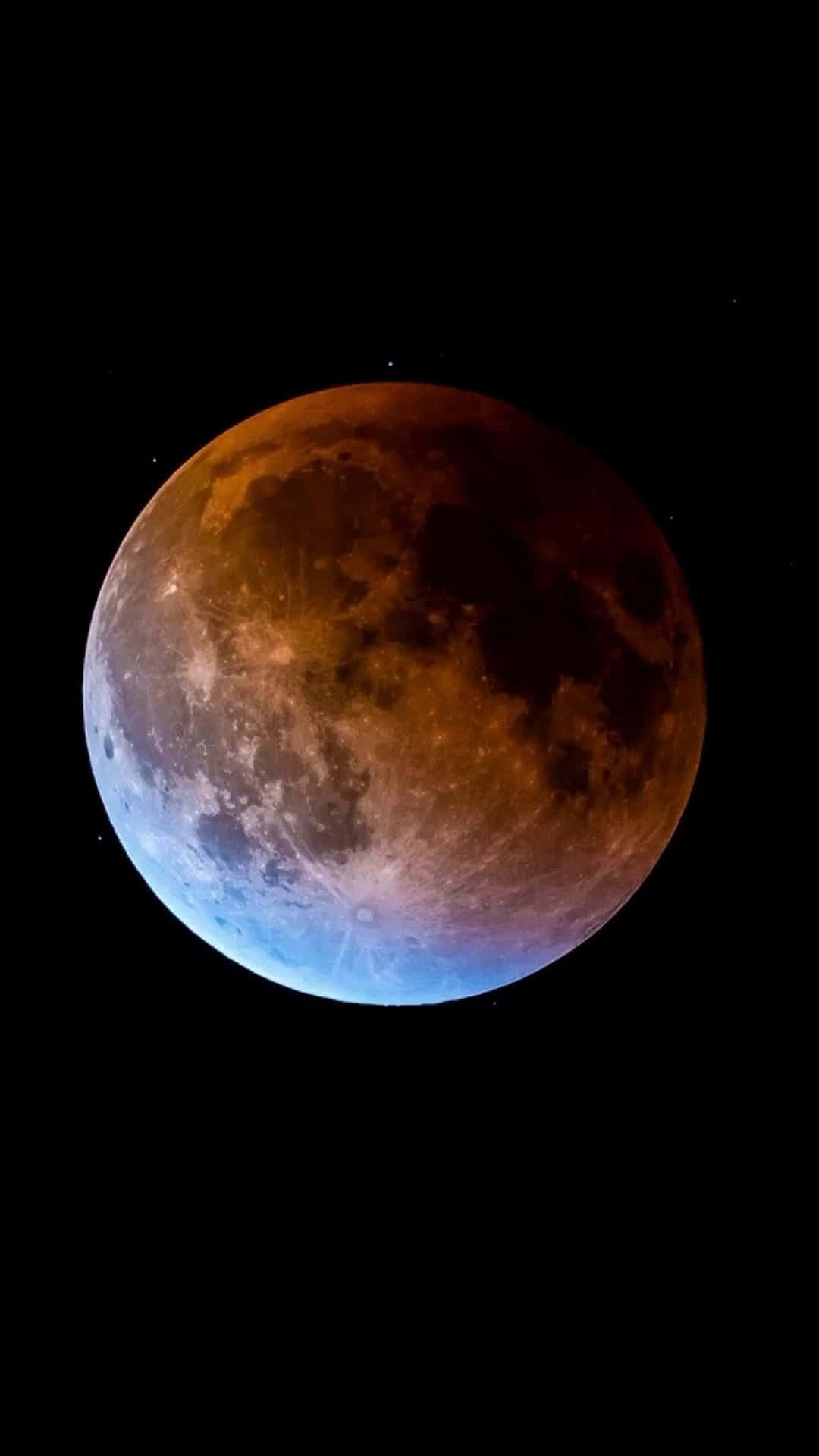 O Papel De Parede Crescente Da Lua Do Iphone É Uma Escolha Deslumbrante Para Quem Ama Imagens Celestiais. Papel de Parede