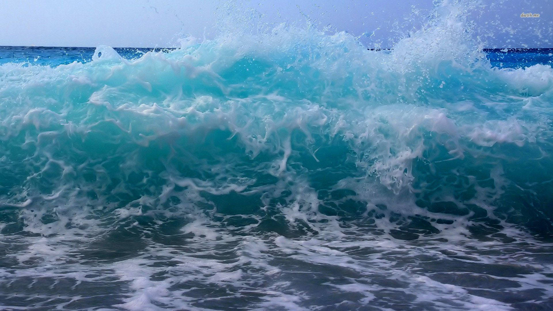 Unique Crashing Wave Wallpaper