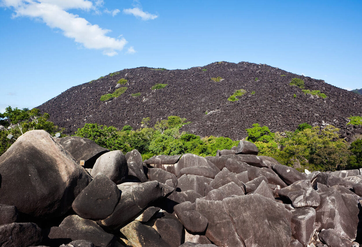 Image for article: The baffling boulders of Black Mountain