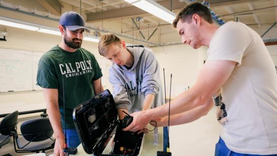 Students work on a project for NASA’s Micro-g NExT (Neutral Buoyancy Experiment Design Teams) Challenge