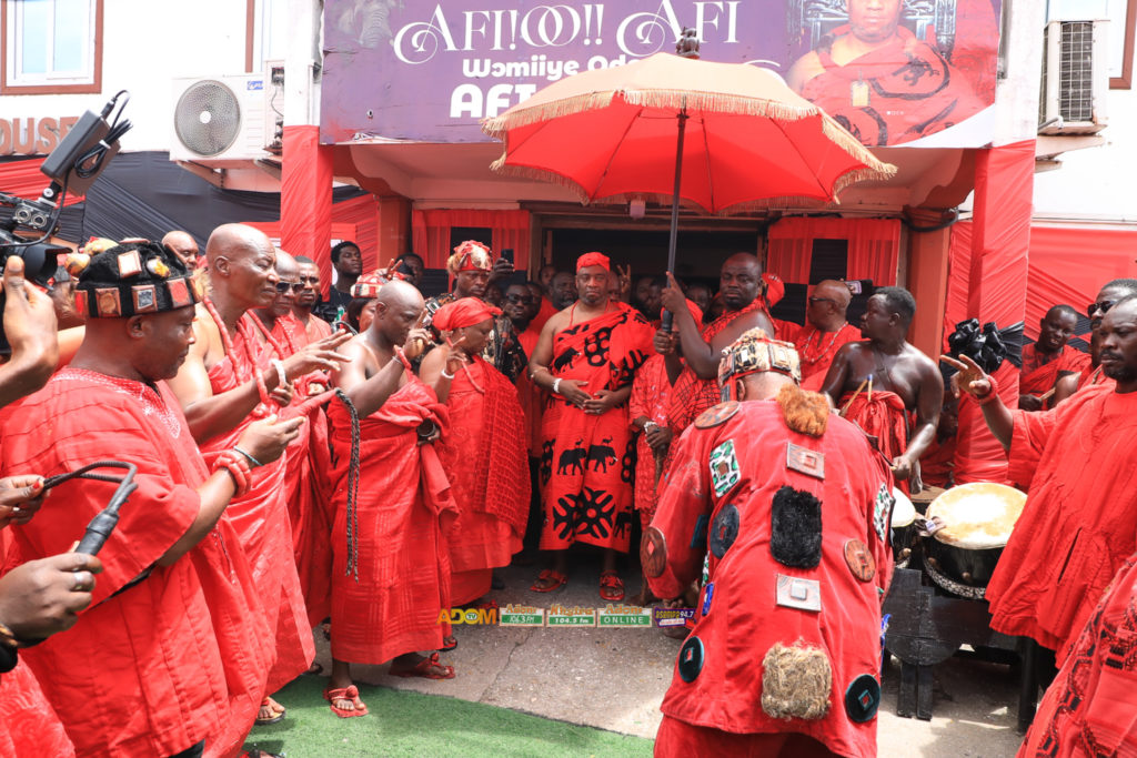 Nii Teiko Tsuru II and his kinsmen at the Ga Traditional Council, office of the Ga Mantse 