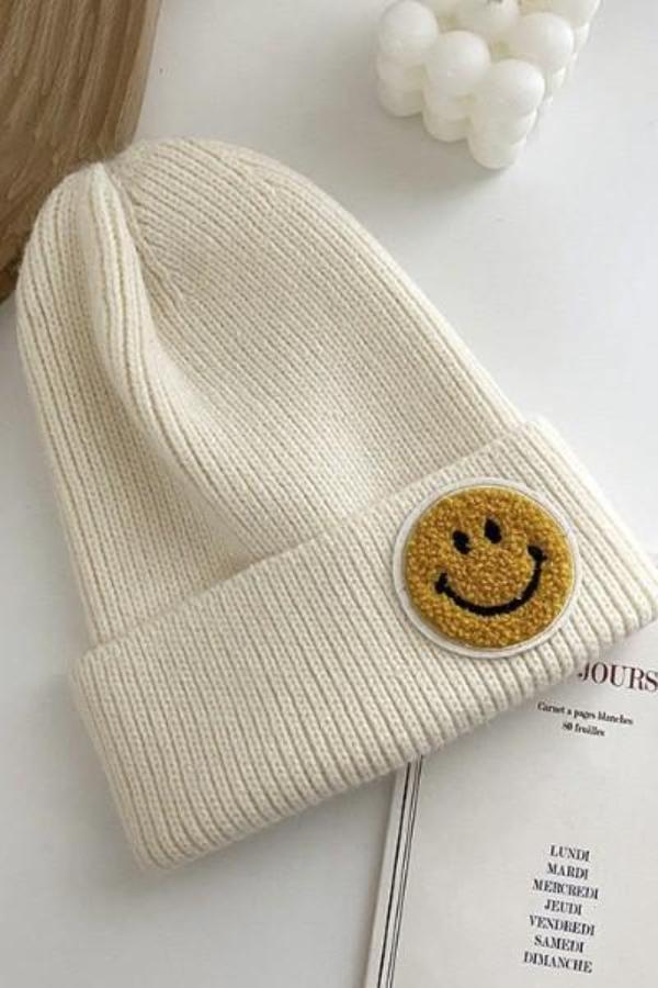 Beanie Smiley White-hotRAGS.com