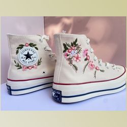 custom floral embroidered shoes, handmade embroidered converse, converse custom, converse wreath flower, custom flower c