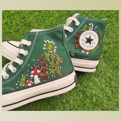 custom floral embroidered shoes, handmade embroidered converse, converse custom, converse wreath flower, custom flower c