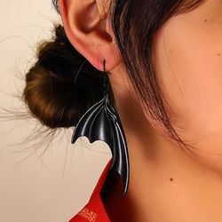 halloween black bat earrings