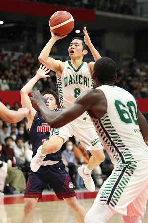 福岡第一、連覇で４度目頂点　同県対決制す　全国高校バスケット