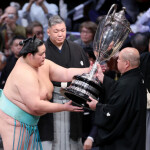 大関琴桜が初優勝　元横綱の祖父のしこ名で―大相撲九州場所千秋楽