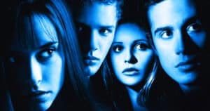 Freddie Prinze Jr. confirms that he's in talks to return for the new I Know What You Did Last Summer sequel and wants to close the deal