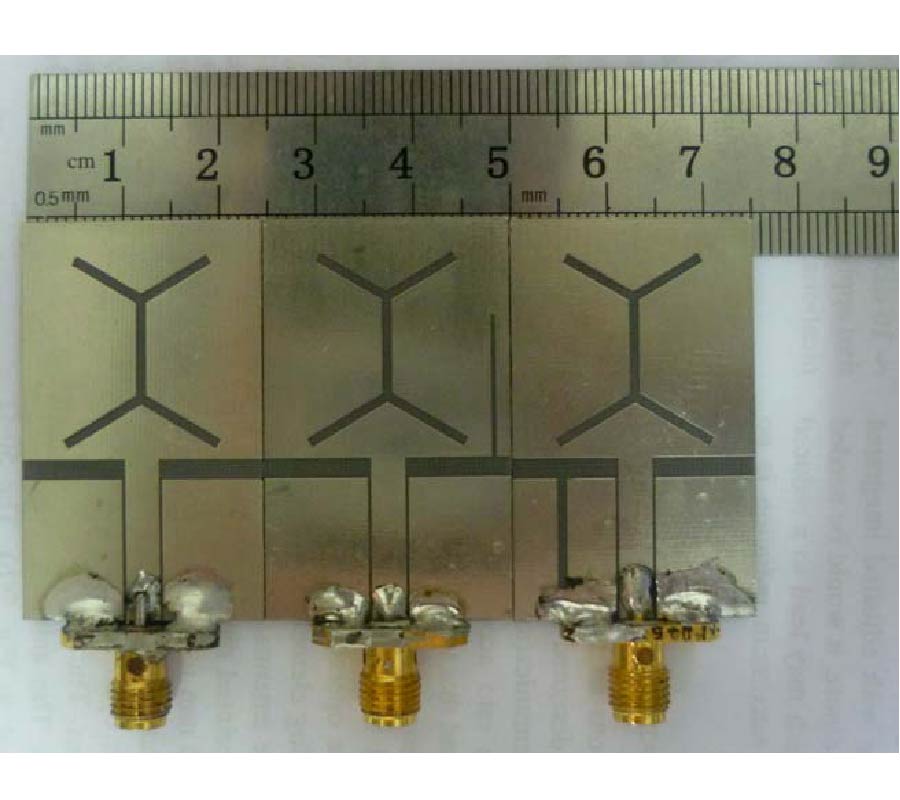 BROADBAND CPW-FED ANTENNA WITH BAND-REJECTED CHARACTERISTIC FOR WLAN/ WIMAX OPERATION