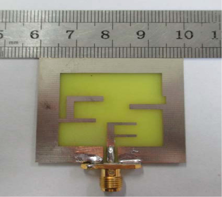 COMPACT TRIPLE-BAND CPW-FED SQUARE SLOT ANTENNA WITH DUAL-POLARIZATION CHARACTERISTICS FOR WIRELESS APPLICATIONS