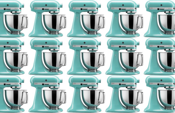 KitchenAid Artisan Series 5 Quart Tilt Head Stand Mixer in a tiled configuration.