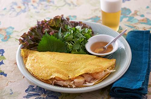 ベトナム風お好み焼きバインセオ