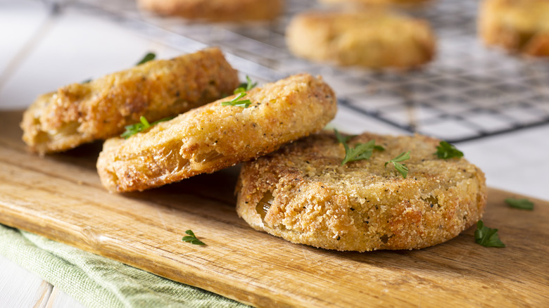 Fried green tomatoes