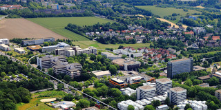 Luftbild des Campus der TU Dortmund inklusive Gebäude der Fachhochschule Dortmund