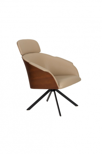 Frie Lounge Chair Front Side