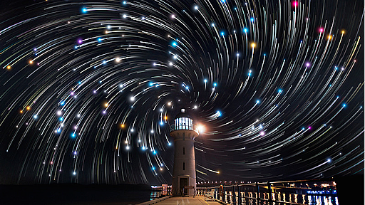 Spectacular Images of Dazzling Star Trails in the Night Sky